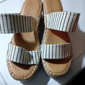 Splendid Tan and Cream Striped Sandals